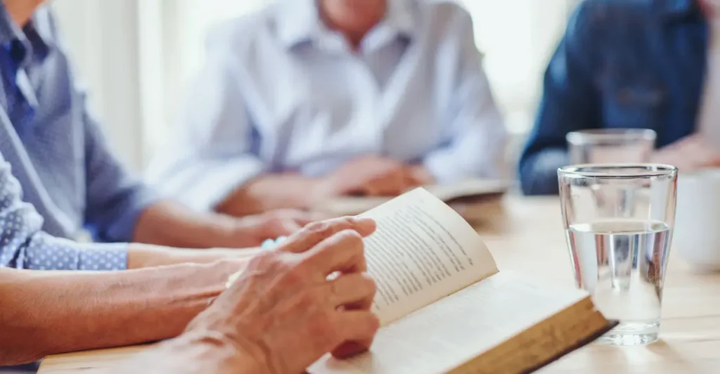 Clubes de leitura crescem no Brasil mesmo com queda de milhões de leitoes